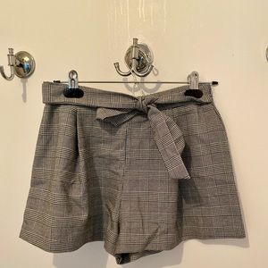 Forever 21 Gingham Dress Shorts, Size M